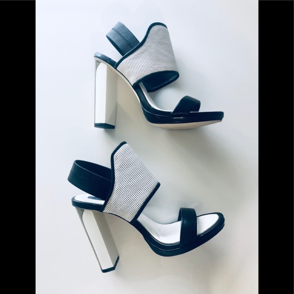 BCBG Max Azria Jovian Color-Block Shoe ✨Size 7.5 B - Picture 7 of 8